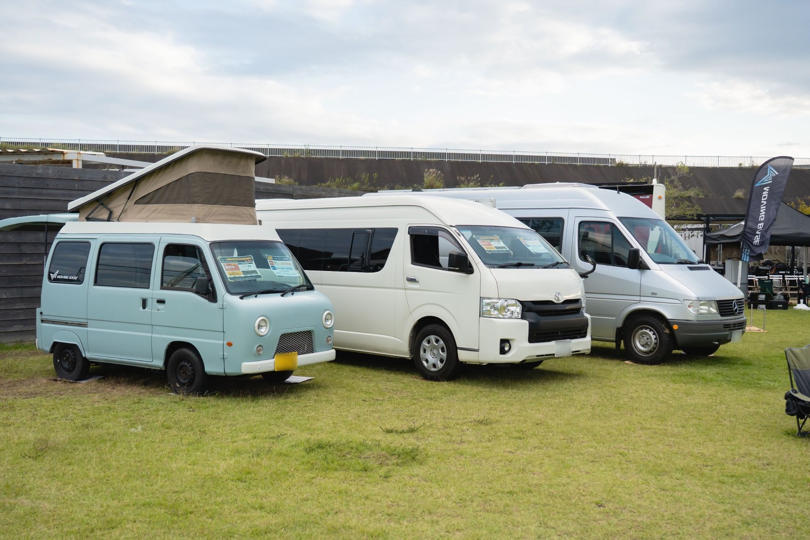 MOVING BASEが手がけたキャンピングカー